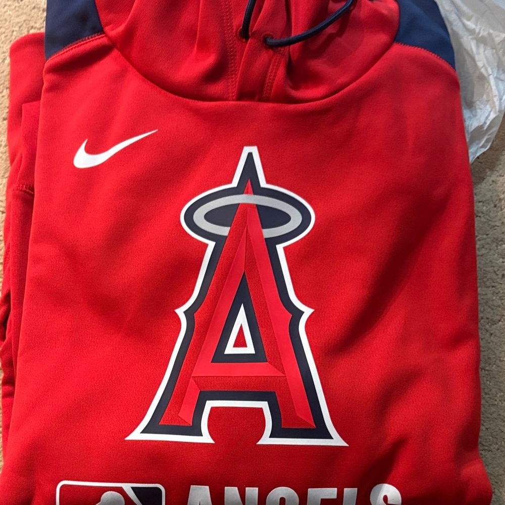 Nike Red Angels Pullover